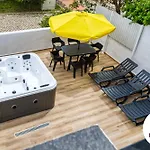 #266 Luxury Jacuzzy & Premium * Albufeira
