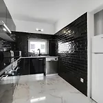 #266 Luxury Jacuzzy & Premium * Albufeira