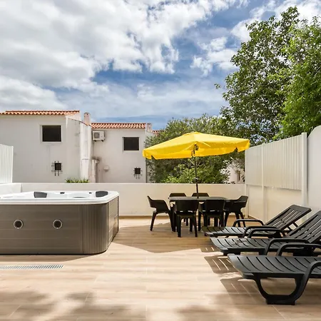 #266 Luxury Spacious & Premium Αλμπουφέιρα
