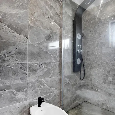 #266 Luxurious Bellagio *