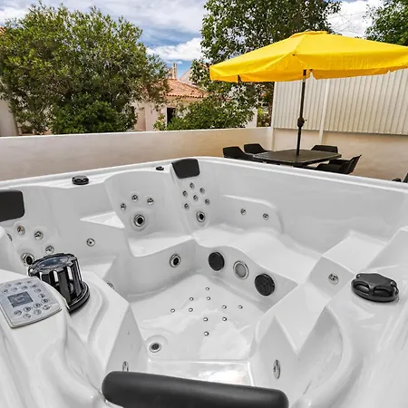 #266 Luxurious Bellagio Villa *