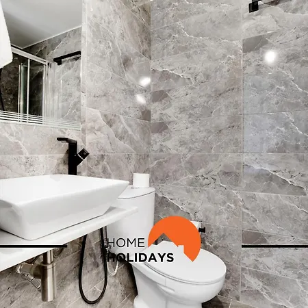 #266 Luxurious Bellagio Villa Albufeira