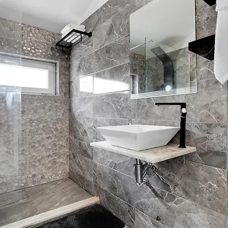 Βίλα #266 Luxury Spacious & Premium Αλμπουφέιρα