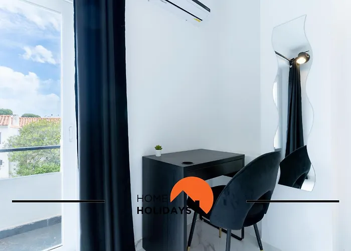 #266 Luxurious Bellagio Villa Albufeira